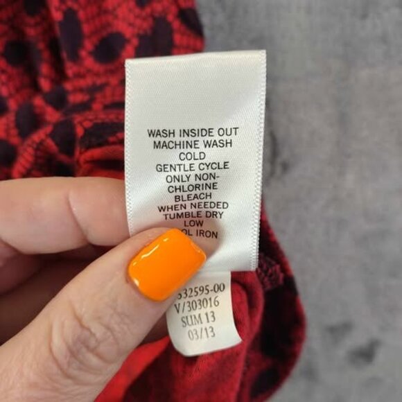 Banana Republic Women’s Tank Top M Red Black Print Cotton Modal Lightweight - Picture 9 of 10